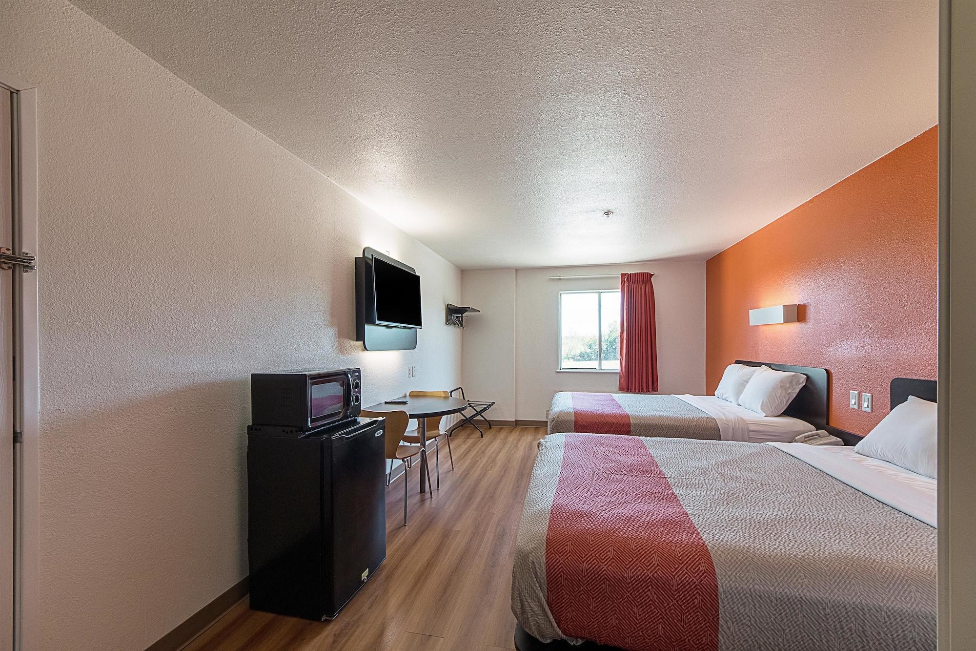 Motel 6-San Antonio, Tx - Downtown - Alamo Dome المظهر الخارجي الصورة